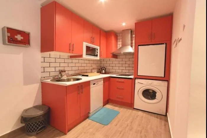 Apartamento Calma Los Nidos Torremolinos 0*,